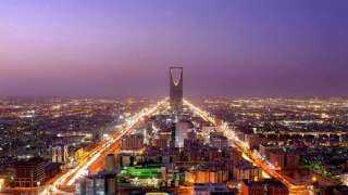 السعوديون يرددون النشيد الوطني من...