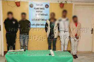 ضبط خمسة عناصر إجرامية ببولاق...