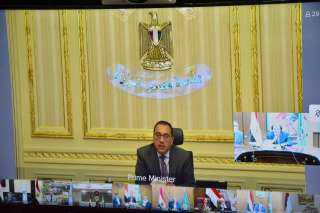 محافظ المنيا يتابع مع رئيس...