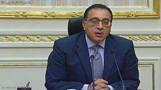 مدبولى يناقش خطة استئناف حركة...