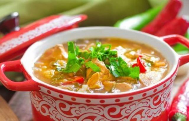 طريقة عمل الشوربة المكسيكية بالفلفل الحار