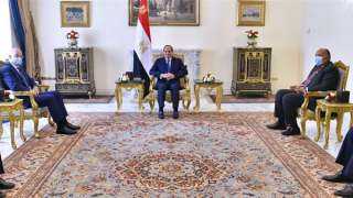 السيسي يستقبل وزير خارجية اليونان 