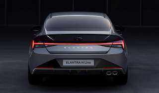 هيونداي تحول Elantra الشهيرة لسيارة...