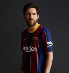 شاهد.. ميسي وسيدات برشلونة يستعرضون...