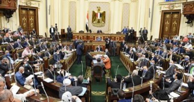 البرلمان يوافق على ضم العاملين بمستشفيات جامعة الأزهر لقانون بدل المهن الطبية