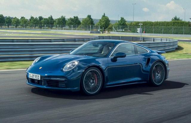 بورشه تطلق الموديل 911 Turbo الجديد