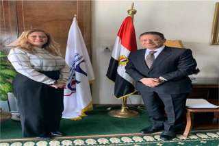 رئيس الأعلى للإعلام يلتقي المدير...