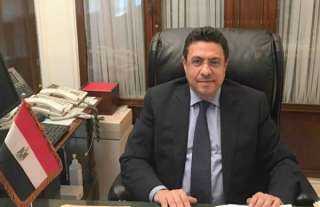 سفير مصر بالكويت يشيد بإقبال...