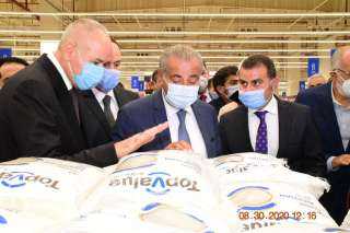 وزير التموين: طرح 4 مستودعات...