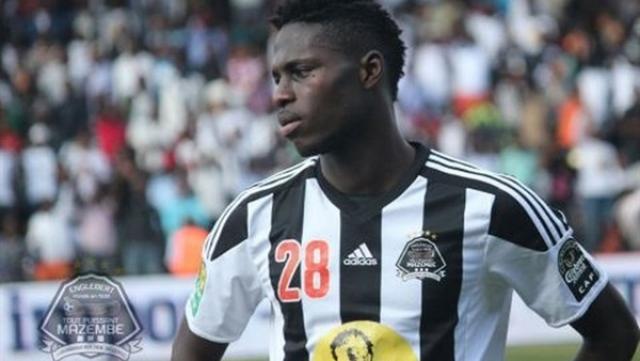 النادى الأهلي يبدأ المفاوضات مع الرجاء المغربي لشراء الكونغولي مالانجو
