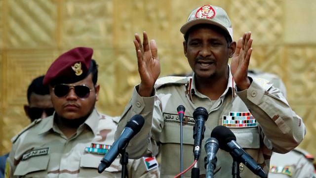 حميدتي: السودان يرغب في إقامة علاقات مع إسرائيل