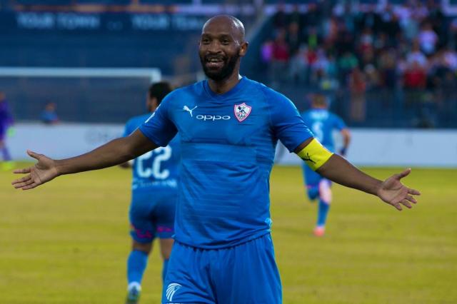 شيكابالا في التدريبات الجماعية للزمالك الثلاثاء بعد برنامج ”الرمل”