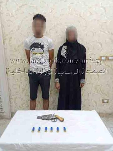 فى تبادل لإطلاق النيران.. مصرع أحد العناصر الإجرامية شديدة الخطورة بدمياط وضبط آخر وربة منزل وقطعتى سلاح نارى
