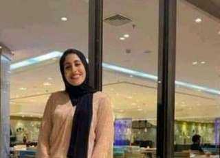 جثمان فتاة المعادى يصل مسجد...