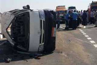 إصابة 9 أشخاص بحادث انقلاب...