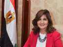 وزيرة الهجرة تترأس غرفة عمليات...