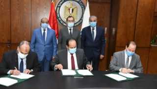 ”الملا و المصيلحى وشعراوى” يشهدون...