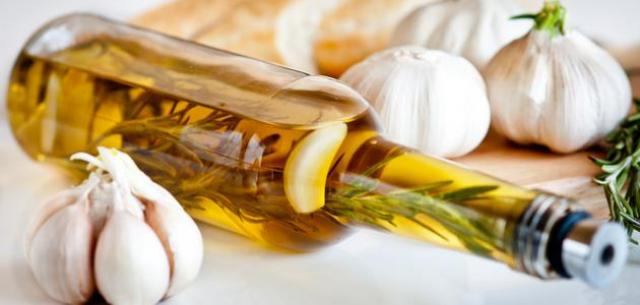 عمل زيت الثوم