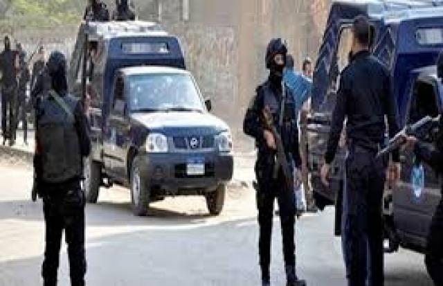 وزارة الداخلية تواصل حملاتها الأمنية وتتمكن من ضبط 169 قطعة سلاح نارى و 229  قضية مخدرات