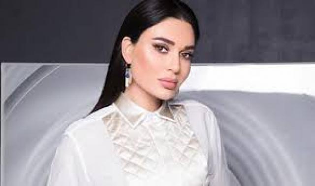 شاهد سيرين عبد النور بإطلالة كاجوال بسيطة