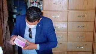 ضبط ٤ صيدليات تعرض للبيع...