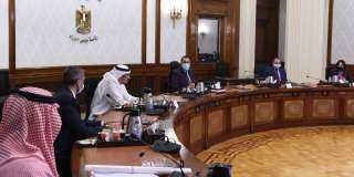 مدبولى يلتقى وزير الدولة عضو...