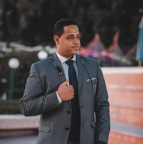 شاب أقصرى يحول ضجة ”تليجرام” للترويج للسياحة الشتوية الداخلية بالأقصر وأسوان بين شباب الجامعات الكبرى