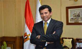 وزير الرياضة يهنئ الأهلي بالحصول...