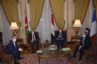 بدء اجتماع رباعى لوزراء خارجية...