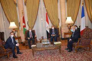 وزير خارجية الأردن يدين اعتزام...