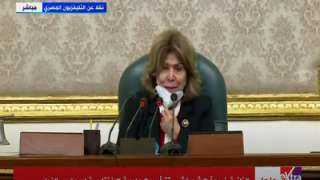 فريدة الشوباشي تؤدي اليمين الدستورية...