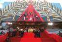 إقامة مهرجان كان السينمائي في...