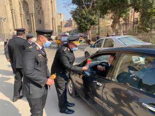 الاجهزة الامنية بالقاهرة توزع إرشادات...