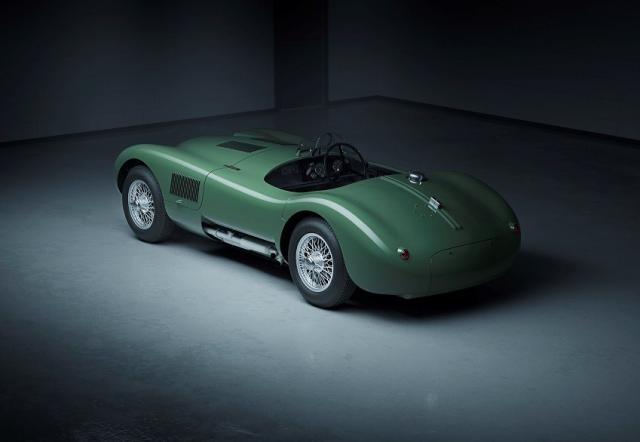 جاكوار تعيد إحياء C-type سيارة السباق الأسطورية
