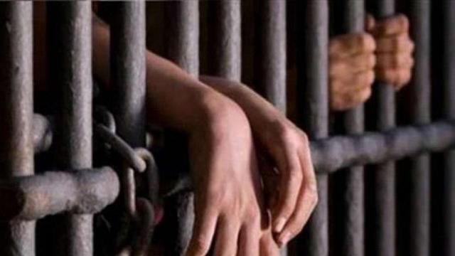 المشدد 6 سنوات لسائق وفكهانى لحيازتهما 2000 قرص كبتاجون بالشرقية