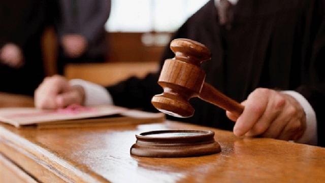 تأجيل محاكمة 3 متهمين بقتل طفل بعد إشعال النار في منزله بالمقطم  