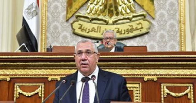 وزير الزراعة: تطبيق كارت الفلاح 15 مارس المقبل