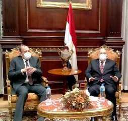 رئيس مجلس الشيوخ يثمن دور...