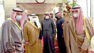 أمير الكويت يتوجه إلى الولايات...