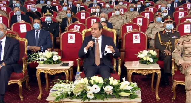 بالفيديو.. السيسي: سيرة الشهيد بتقول لينا خلوا بالكم من بلدكم