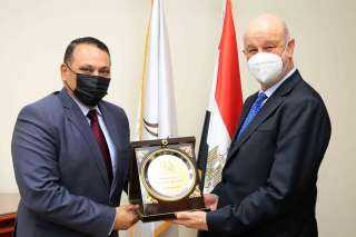 رئيس شركة تنمية الريف المصرى...