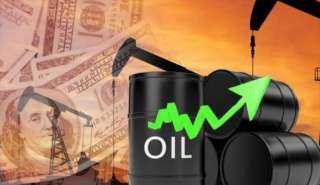 أسعار النفط ترتفع 1% مع...