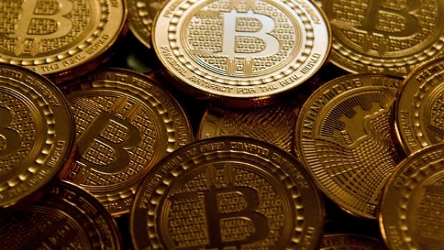 بتكوين تتراجع بشكل حاد اليوم الإثنين 15 مارس