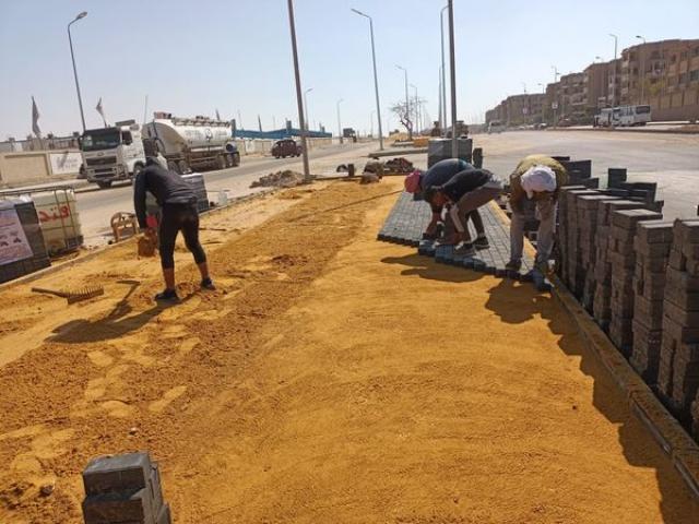 رئيس الجهاز: تكثيف أعمال تطوير الطرق والمحاور الرئيسية بالتجمع الأول بالقاهرة الجديدة