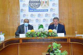 وزيرا التنمية المحلية وقطاع الأعمال...