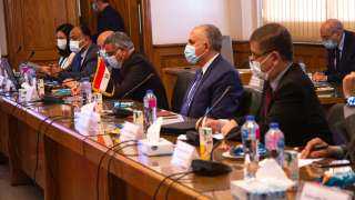 وزير الرى يبحث موقف مفاوضات...