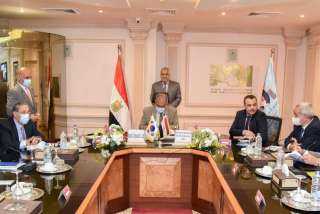 تعاون بين ”العربية للتصنيع وشركة...