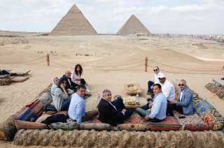العنانى يلتقى بالأمين العام لمنظمة...