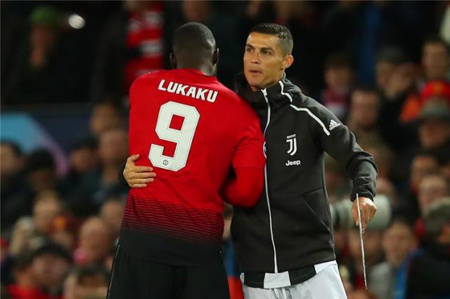 رونالدو ولوكاكو يواصلان الصراع على جائزة هداف الدوري الإيطالي