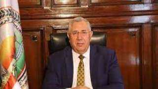 وزير الزراعة يستعرض أوجه التعاون...